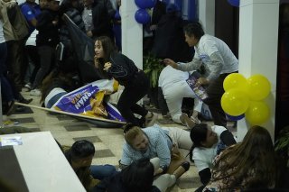 Le candidat centriste a été assassiné par balles mercredi soir à la fin d'un rassemblement de campagne à Quito.
